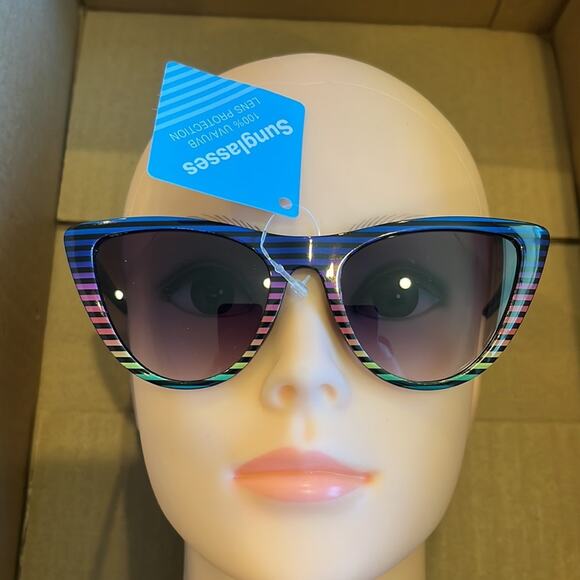 Striped Cat Eye Sunglasses Rainbow 100% UVA UVB Protection - Picture 4 of 10